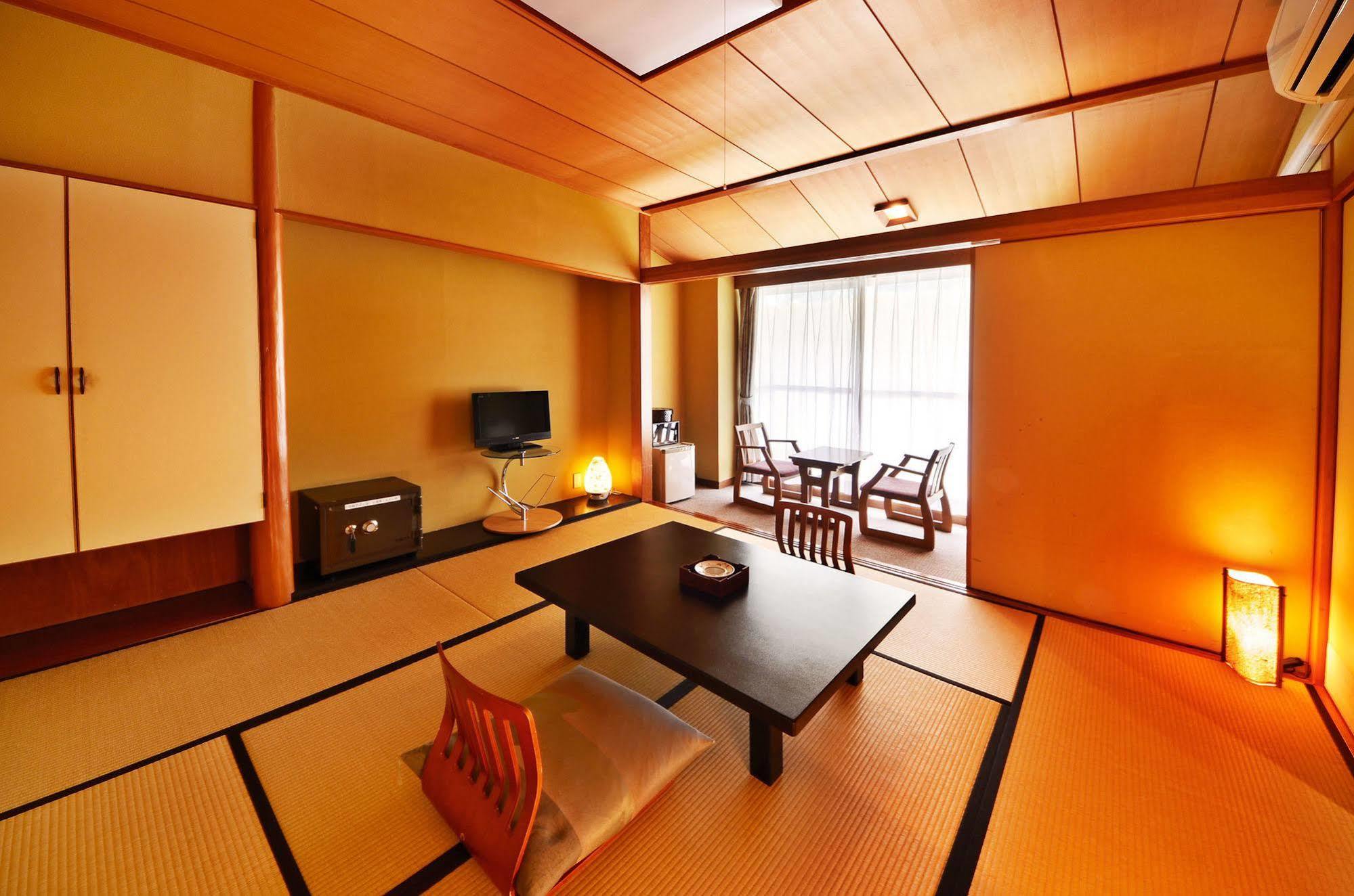 Sunriver Oboke Miyoshi  Ngoại thất bức ảnh