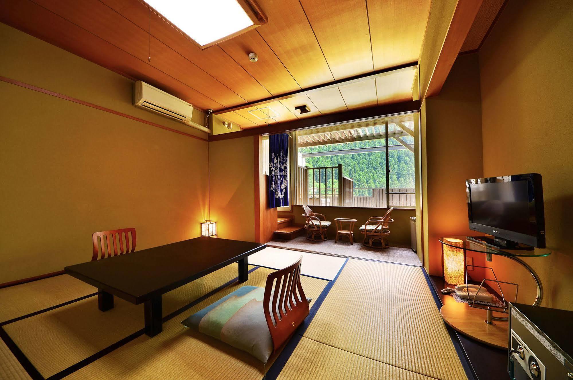 Sunriver Oboke Miyoshi  Ngoại thất bức ảnh